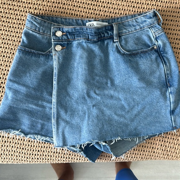 Zara skort - Picture 1 of 4